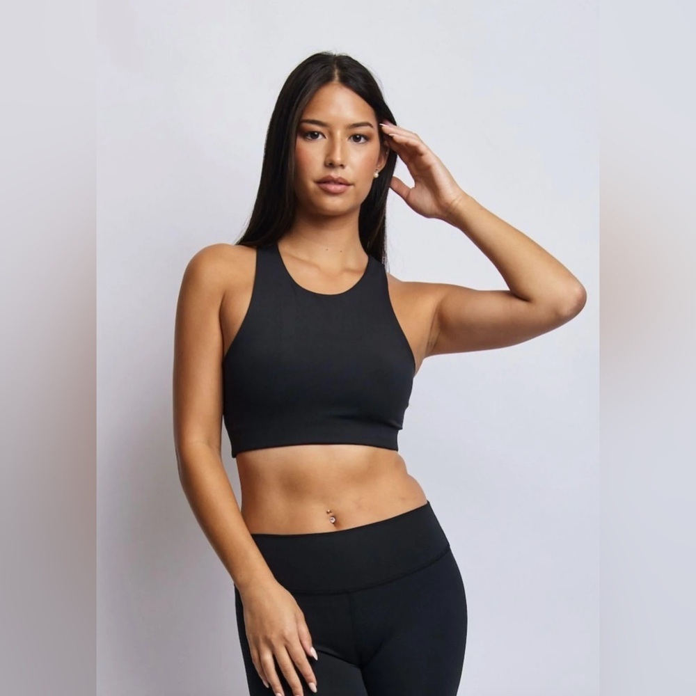 URTHWEAR NWOT Women's Ecomoss High Neck Racerback Bra, Raven Black Size L